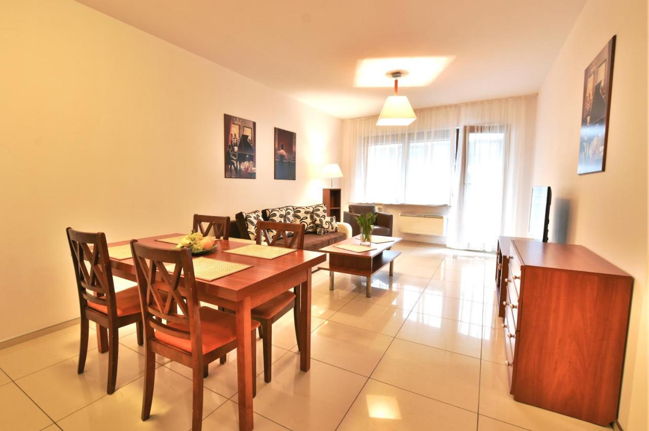 Apartamenty Promenada-Arka Колобжег Экстерьер фото